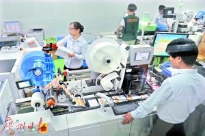 護(hù)照、港澳通行證制作也需要用到風(fēng)淋室